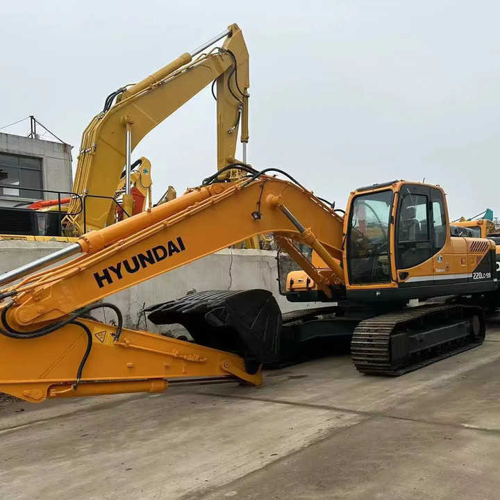 Hyundai Digger 220lc-9s Second Hand Korea Made High Performance Machine Hyundai Excavator for Sale - Lintekskavaator: pilt 3 Hyundai Digger 220lc-9s Second Hand Korea Made High Performance Machine Hyundai Excavator for Sale - Lintekskavaator: pilt 3