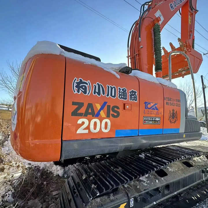 Original Japan Hitachi ZX200-3 Excavator Hitachi Excavator in Low Price for Hot Sale - Lintekskavaator: pilt 3 Original Japan Hitachi ZX200-3 Excavator Hitachi Excavator in Low Price for Hot Sale - Lintekskavaator: pilt 3