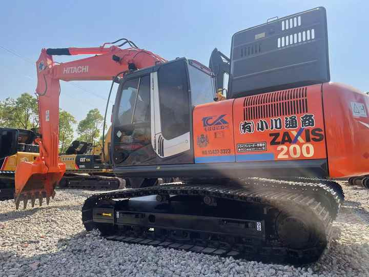 Original Japan Hitachi ZX200-3 Excavator Hitachi Excavator in Low Price for Hot Sale - Lintekskavaator: pilt 4 Original Japan Hitachi ZX200-3 Excavator Hitachi Excavator in Low Price for Hot Sale - Lintekskavaator: pilt 4