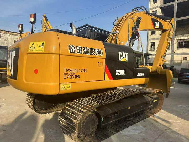 Second Hand Excavator 320D Used Low Price Caterpillar CAT 312D 315D 320D 325D in Good Condition - Lintekskavaator: pilt 2 Second Hand Excavator 320D Used Low Price Caterpillar CAT 312D 315D 320D 325D in Good Condition - Lintekskavaator: pilt 2