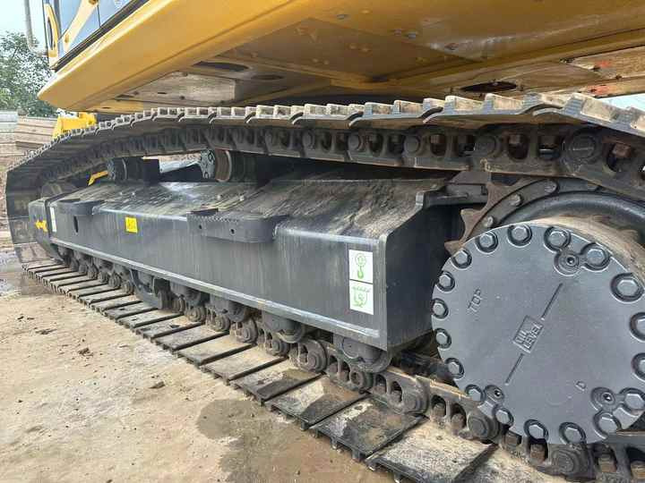 Second Hand Komatsu PC210-8 Excavator 21 Ton Crawler Excavator Japan Brand Low Price with Good Quality for SALE - Ekskavaator: pilt 4 Second Hand Komatsu PC210-8 Excavator 21 Ton Crawler Excavator Japan Brand Low Price with Good Quality for SALE - Ekskavaator: pilt 4
