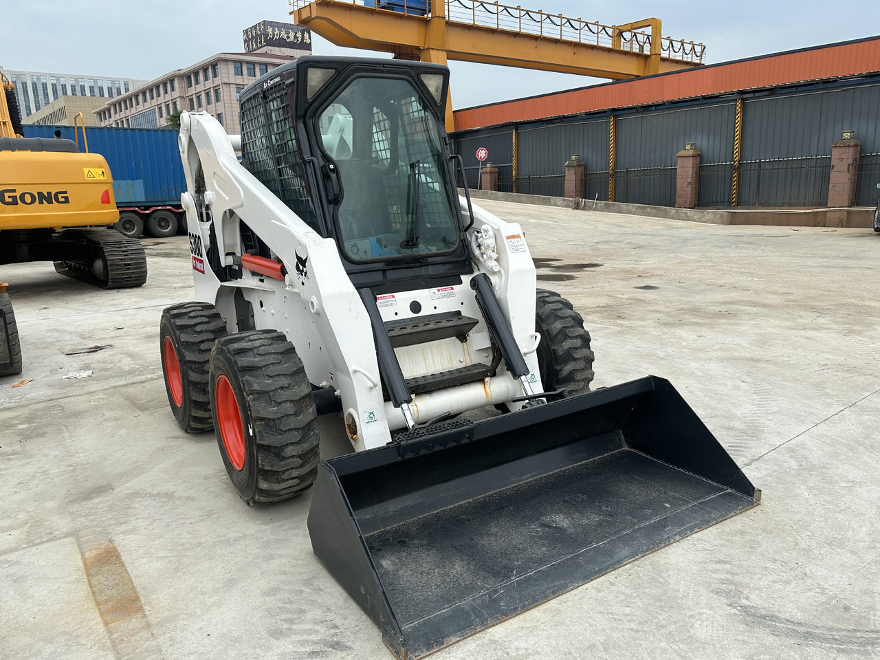 Second hand Hot sale skid-steers Bobcat S300 - Kompaktlaadur: pilt 3 Second hand Hot sale skid-steers Bobcat S300 - Kompaktlaadur: pilt 3