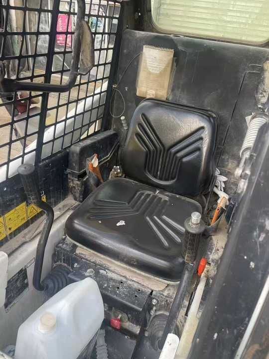 Kompaktlaadur Used Bobcat S70  Skid Teer in Stock Good Condition bobcat S70 S160 185 300 330 Skid Steer  for Sale: pilt 6