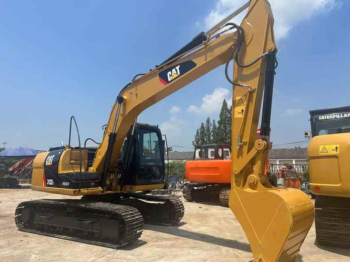 Used Cat 312 Crawler Excavator for Sale - Ekskavaator: pilt 4 Used Cat 312 Crawler Excavator for Sale - Ekskavaator: pilt 4
