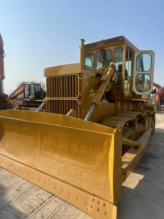 Used Cat D7G New Model Bulldozer Second Hand Machine Popular Brand Caterpillar Crawler Bulldozer Hydraulic Machinery - Buldooser: pilt 3 Used Cat D7G New Model Bulldozer Second Hand Machine Popular Brand Caterpillar Crawler Bulldozer Hydraulic Machinery - Buldooser: pilt 3