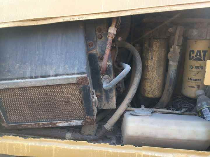 Used Cat Mini Bulldozer D5k D5 D5g Cat Dozers - Buldooser: pilt 4 Used Cat Mini Bulldozer D5k D5 D5g Cat Dozers - Buldooser: pilt 4