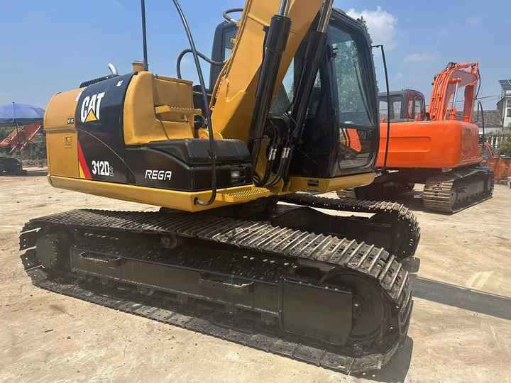 Used Caterpillar Cat312D2 Excavator Original Japan Heavy Machinery Caterpillar 312D2 Excavator for Sale - Lintekskavaator: pilt 3 Used Caterpillar Cat312D2 Excavator Original Japan Heavy Machinery Caterpillar 312D2 Excavator for Sale - Lintekskavaator: pilt 3