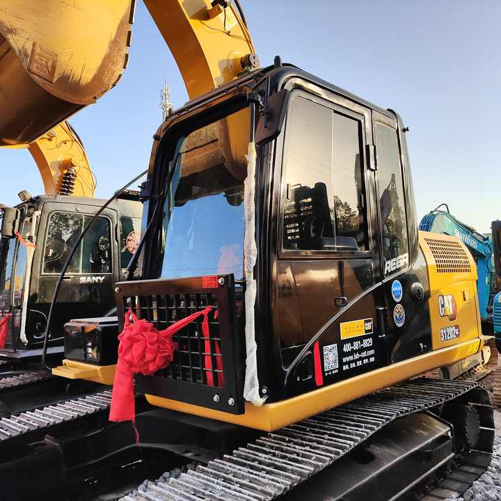 Used Crawler Caterpillar 312D Excavator with Good Condition for Sale - Lintekskavaator: pilt 2 Used Crawler Caterpillar 312D Excavator with Good Condition for Sale - Lintekskavaator: pilt 2
