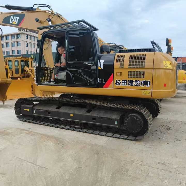 Used Digger CAT 323 Construction Machinery Construction Digger Used CAT 323 Cheap Excavator - Lintekskavaator: pilt 2 Used Digger CAT 323 Construction Machinery Construction Digger Used CAT 323 Cheap Excavator - Lintekskavaator: pilt 2