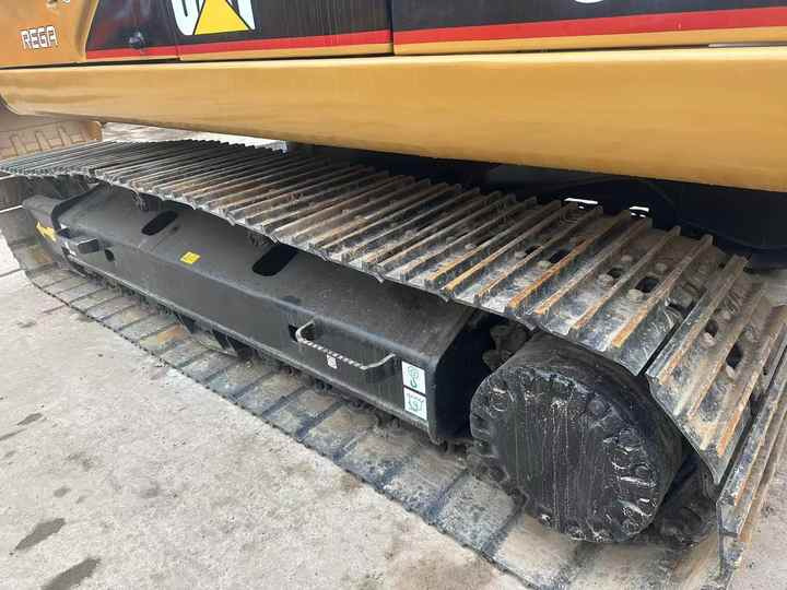 Used Excavator Caterpillar CAT320c Small and Medium-sized Original Excavator CAT320c for Sale - Lintekskavaator: pilt 3 Used Excavator Caterpillar CAT320c Small and Medium-sized Original Excavator CAT320c for Sale - Lintekskavaator: pilt 3