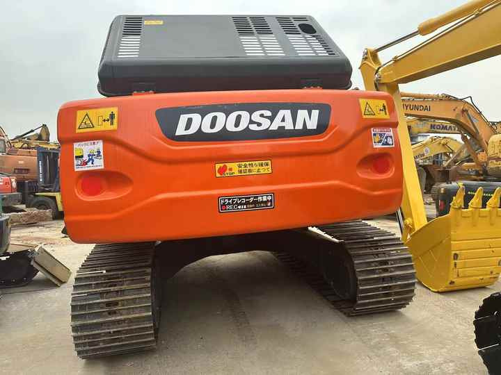 Used Excavator Doosan DX225LC-9 Excavators Mini Equipment Earth Moving Machinery Doosan Digger Excavator for Sale - Lintekskavaator: pilt 5 Used Excavator Doosan DX225LC-9 Excavators Mini Equipment Earth Moving Machinery Doosan Digger Excavator for Sale - Lintekskavaator: pilt 5