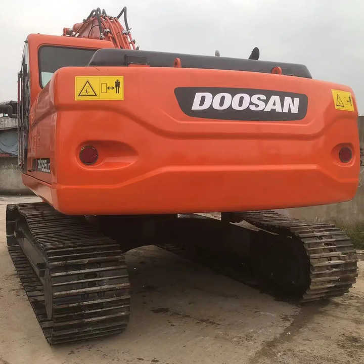 Used Excavator Doosan DX225LC Excavators Mini Equipment Earth Moving Machinery Doosan Digger Excavator for Sale - Lintekskavaator: pilt 5 Used Excavator Doosan DX225LC Excavators Mini Equipment Earth Moving Machinery Doosan Digger Excavator for Sale - Lintekskavaator: pilt 5