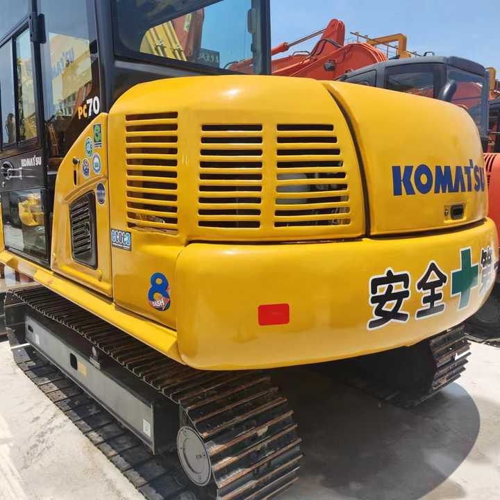 Used Excavator KOMATSU PC70-8 Construction Machinery Excavator PC70-8 PC60 PC70 Excavators for Sale at Negotiable Price - Ekskavaator: pilt 3 Used Excavator KOMATSU PC70-8 Construction Machinery Excavator PC70-8 PC60 PC70 Excavators for Sale at Negotiable Price - Ekskavaator: pilt 3
