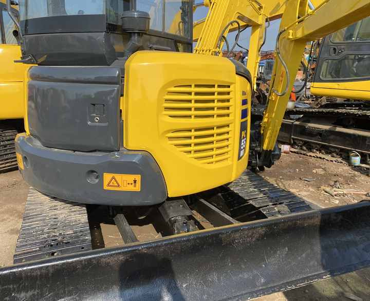 Used Excavators Komatsu PC55MR Japan Used Excavator Komatsu PC55mr Second Hand Excavator for Sale - Lintekskavaator: pilt 5 Used Excavators Komatsu PC55MR Japan Used Excavator Komatsu PC55mr Second Hand Excavator for Sale - Lintekskavaator: pilt 5