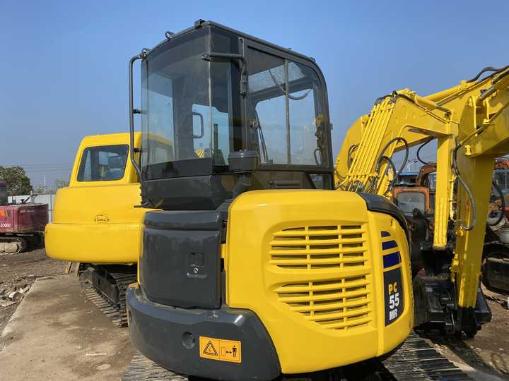 Used Excavators Komatsu PC55MR Japan Used Excavator Komatsu PC55mr Second Hand Excavator for Sale - Lintekskavaator: pilt 2 Used Excavators Komatsu PC55MR Japan Used Excavator Komatsu PC55mr Second Hand Excavator for Sale - Lintekskavaator: pilt 2