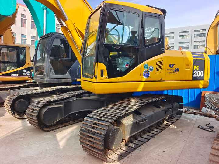 Used Good Quality Japan Original PC200-7 in Good Condition PC200-7 Komatsu - Lintekskavaator: pilt 2 Used Good Quality Japan Original PC200-7 in Good Condition PC200-7 Komatsu - Lintekskavaator: pilt 2