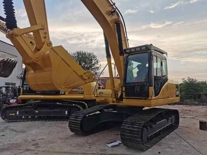 Used Good Quality Japan Original PC200-7 in Good Condition PC200-7 Komatsu - Lintekskavaator: pilt 5 Used Good Quality Japan Original PC200-7 in Good Condition PC200-7 Komatsu - Lintekskavaator: pilt 5