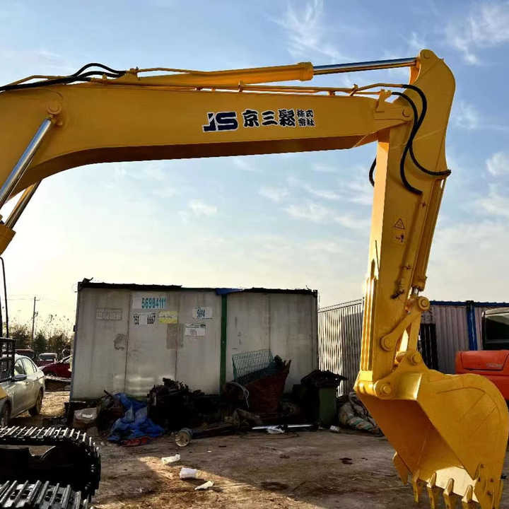 Used Good Quality Japan Original PC200-7 in Good Condition PC200-7 Komatsu - Lintekskavaator: pilt 1 Used Good Quality Japan Original PC200-7 in Good Condition PC200-7 Komatsu - Lintekskavaator: pilt 1