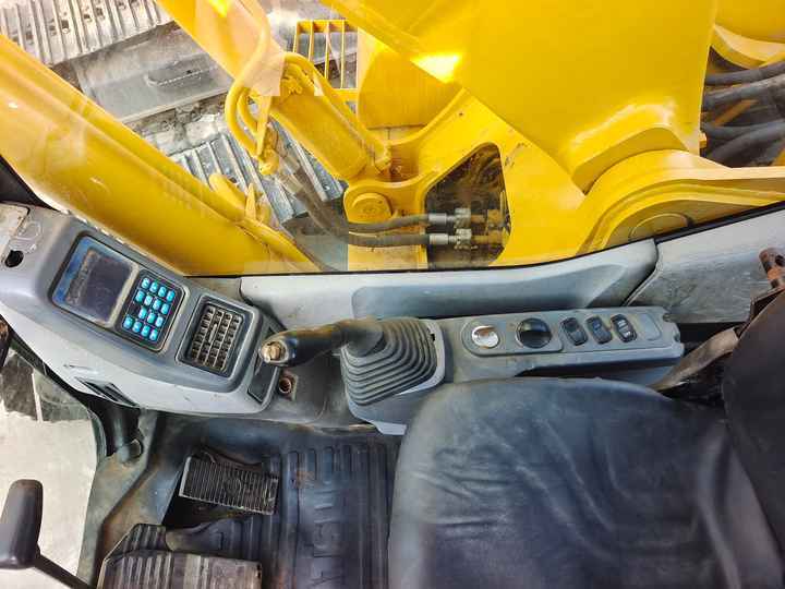 Used Good Quality Japan Original PC200-7 in Good Condition PC200-7 Komatsu - Lintekskavaator: pilt 4 Used Good Quality Japan Original PC200-7 in Good Condition PC200-7 Komatsu - Lintekskavaator: pilt 4