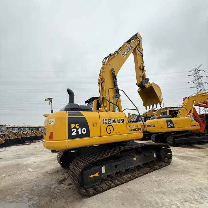 Used Good Quality Japan Original PC210-8 in Good Condition PC210-8 Komatsu - Lintekskavaator: pilt 4 Used Good Quality Japan Original PC210-8 in Good Condition PC210-8 Komatsu - Lintekskavaator: pilt 4