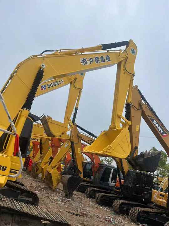 Used Good Quality Japan Original PC240-8 in Good Condition PC240-8 Komatsu - Lintekskavaator: pilt 5 Used Good Quality Japan Original PC240-8 in Good Condition PC240-8 Komatsu - Lintekskavaator: pilt 5