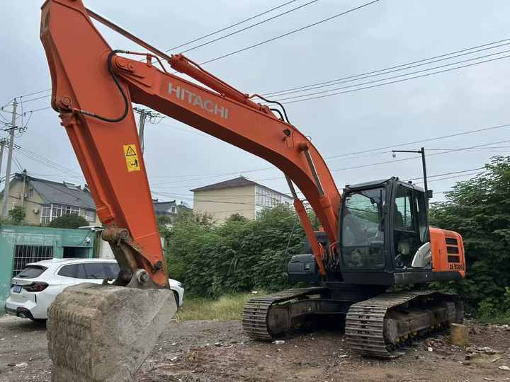 Used HITACHI ZX210-5G New Model Excavator Second Hand Machine Popular Brand Japan Hitachi Hydraulic Machinery - Ekskavaator: pilt 4 Used HITACHI ZX210-5G New Model Excavator Second Hand Machine Popular Brand Japan Hitachi Hydraulic Machinery - Ekskavaator: pilt 4