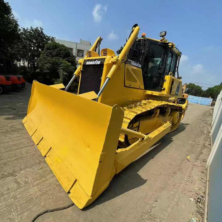 Used Heavy Construction Equipment KomatsuD65EX Bulldozer Used Machine - Buldooser: pilt 5 Used Heavy Construction Equipment KomatsuD65EX Bulldozer Used Machine - Buldooser: pilt 5