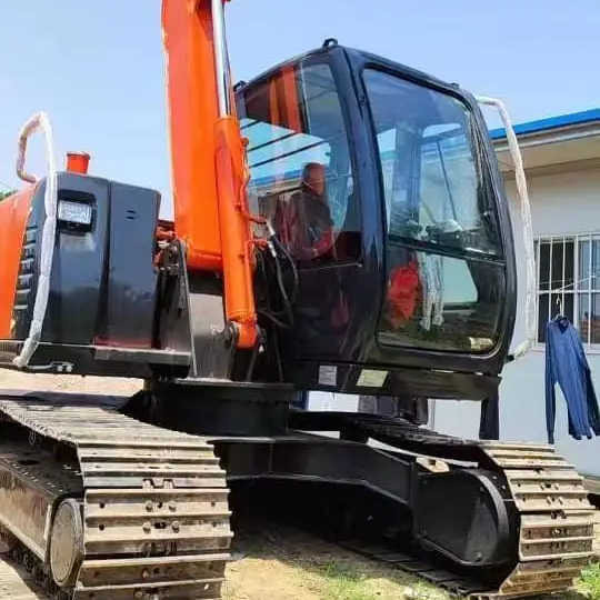 Used Hitachi Excavator ZX70 7ton Japan Import Second Hand Small Crawler ZX70 Excavator for Sale - Lintekskavaator: pilt 1 Used Hitachi Excavator ZX70 7ton Japan Import Second Hand Small Crawler ZX70 Excavator for Sale - Lintekskavaator: pilt 1