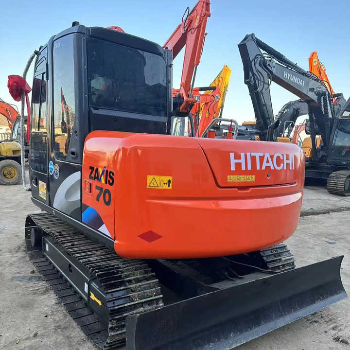 Used Hitachi Excavator ZX70 Japan Import Second Hand Small Crawler ZX70 Excavator for Sale - Lintekskavaator: pilt 4 Used Hitachi Excavator ZX70 Japan Import Second Hand Small Crawler ZX70 Excavator for Sale - Lintekskavaator: pilt 4