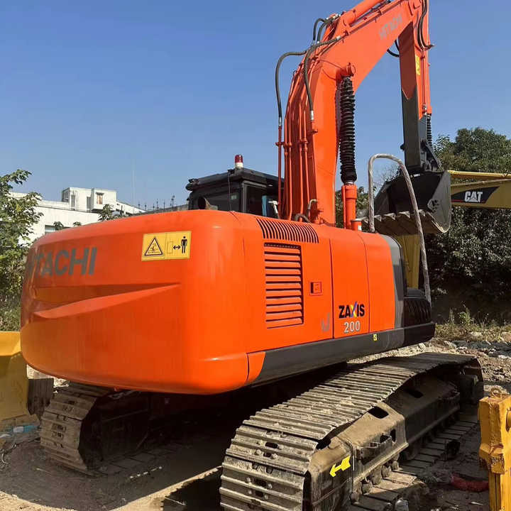 Used Hitachi ZX200-3 Excavator for Construction with Cheap Price - Lintekskavaator: pilt 1 Used Hitachi ZX200-3 Excavator for Construction with Cheap Price - Lintekskavaator: pilt 1