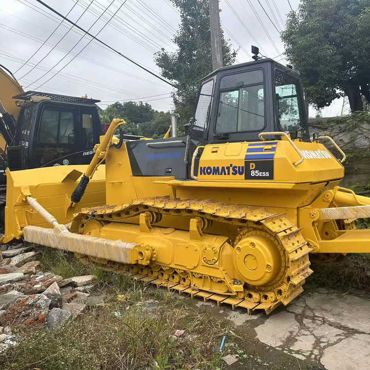 Used Japan Komatsu D85ESS Dozer with Ripper Komatsu D85 Crawler Bulldozer with Excellent Performance Low Price for Sale - Buldooser: pilt 1 Used Japan Komatsu D85ESS Dozer with Ripper Komatsu D85 Crawler Bulldozer with Excellent Performance Low Price for Sale - Buldooser: pilt 1