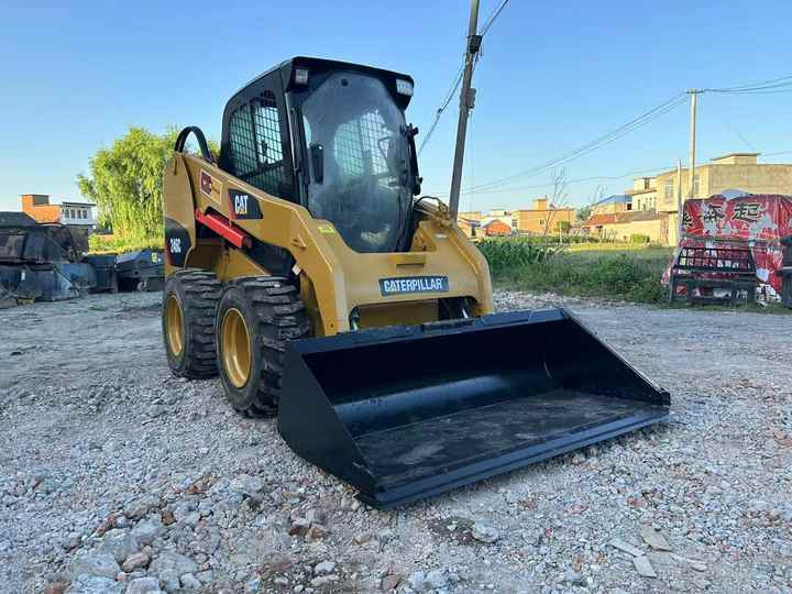 Used Original Caterpillar 246c Skid Steer Loader for Sale - Kompaktlaadur: pilt 2 Used Original Caterpillar 246c Skid Steer Loader for Sale - Kompaktlaadur: pilt 2