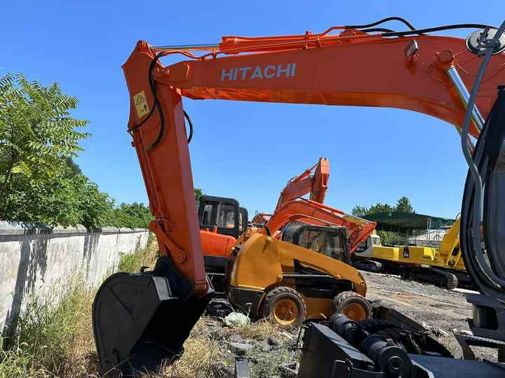 Used Wheel Excavator Hitachi ZX 130W Made in Japan 13ton Hitachi Zx130w Wheel Excavator Price Used Hitachi Zx130 Excavator SALE - Ratastel ekskavaator: pilt 3 Used Wheel Excavator Hitachi ZX 130W Made in Japan 13ton Hitachi Zx130w Wheel Excavator Price Used Hitachi Zx130 Excavator SALE - Ratastel ekskavaator: pilt 3