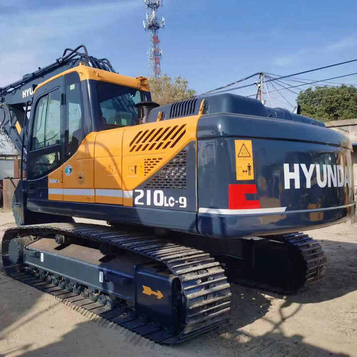 Used Wheel Excavator hyundai 210w-9 for Sale Good ConditionWheel Excavator - Lintekskavaator: pilt 4 Used Wheel Excavator hyundai 210w-9 for Sale Good ConditionWheel Excavator - Lintekskavaator: pilt 4