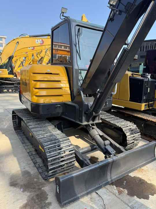 Used volvo Ec60 Mini 6tons Excavator in Stock for Sale - Ekskavaator: pilt 2 Used volvo Ec60 Mini 6tons Excavator in Stock for Sale - Ekskavaator: pilt 2