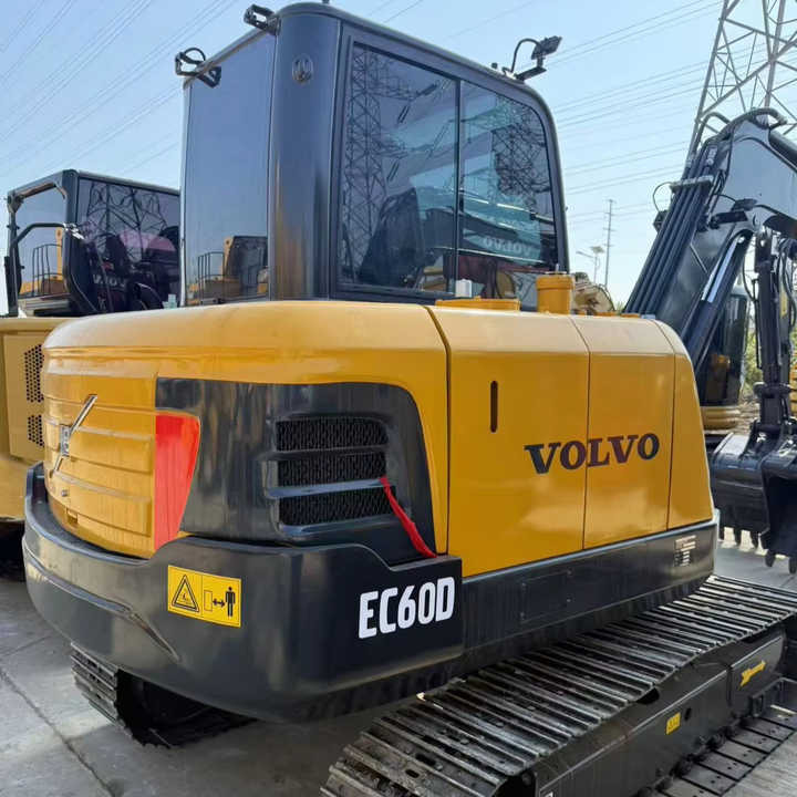 Used volvo Ec60 Mini 6tons Excavator in Stock for Sale - Ekskavaator: pilt 1 Used volvo Ec60 Mini 6tons Excavator in Stock for Sale - Ekskavaator: pilt 1