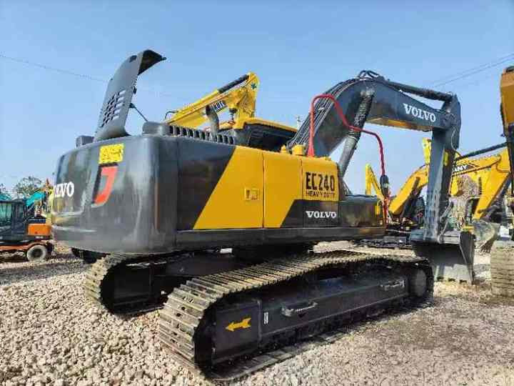 Used volvo ec240 excavator for sale korea brand volvo ec210 240 250 290 300 excavator for sale - Ekskavaator: pilt 4 Used volvo ec240 excavator for sale korea brand volvo ec210 240 250 290 300 excavator for sale - Ekskavaator: pilt 4