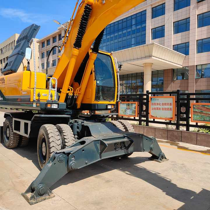 Well-Maintained Hyundai 210-9Used Wheel Excavator Construction Machine | No Major Repairs | Price Negotiable - Ratastel ekskavaator: pilt 3 Well-Maintained Hyundai 210-9Used Wheel Excavator Construction Machine | No Major Repairs | Price Negotiable - Ratastel ekskavaator: pilt 3