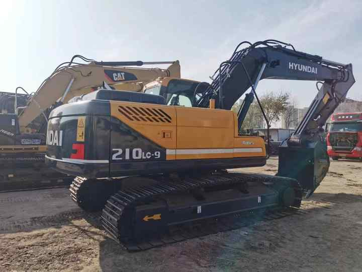 Hyundai Excavator Used Machine 210-9s Heavy Construction Equipment Crawler Excavator Hot Sale - Ekskavaator: pilt 5 Hyundai Excavator Used Machine 210-9s Heavy Construction Equipment Crawler Excavator Hot Sale - Ekskavaator: pilt 5