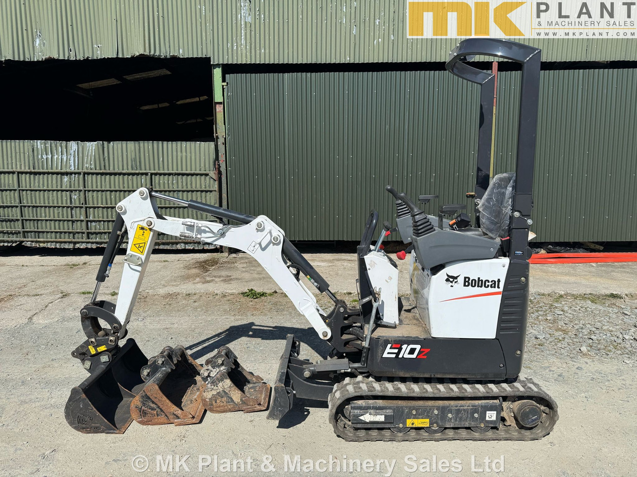 BOBCAT E10Z - Ratastel ekskavaator: pilt 1 BOBCAT E10Z - Ratastel ekskavaator: pilt 1