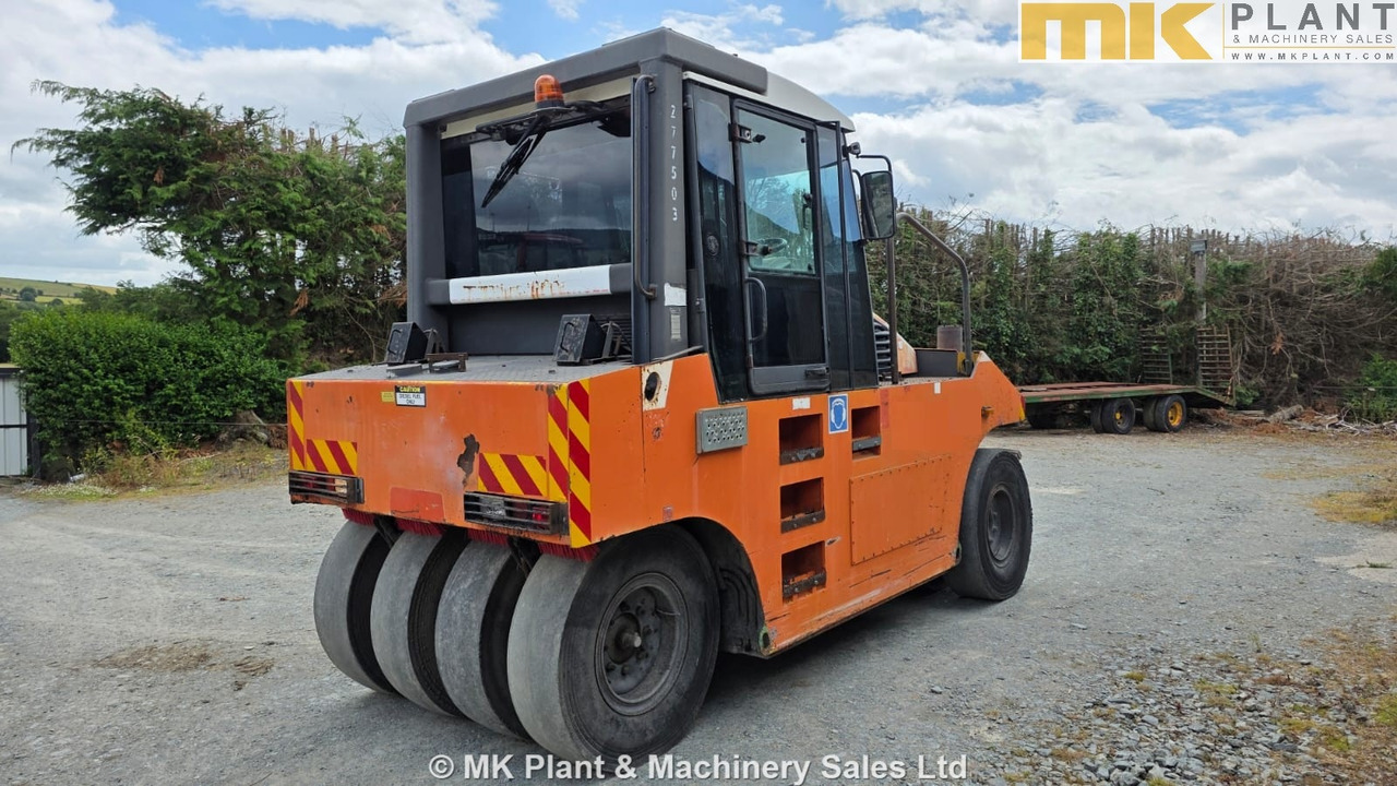 BOMAG BW24R (Stavostroj VP2400 / Ammann AP2400) - Pneumaatiline teerull: pilt 3 BOMAG BW24R (Stavostroj VP2400 / Ammann AP2400) - Pneumaatiline teerull: pilt 3