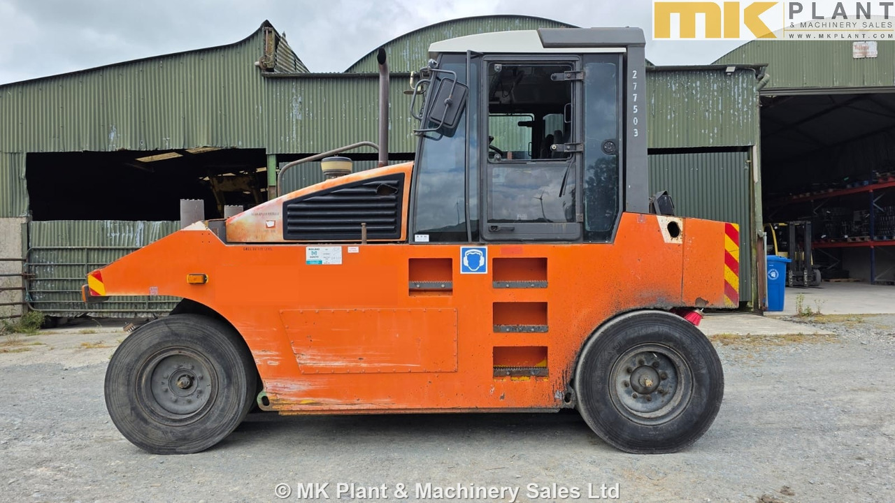 BOMAG BW24R (Stavostroj VP2400 / Ammann AP2400) - Pneumaatiline teerull: pilt 1 BOMAG BW24R (Stavostroj VP2400 / Ammann AP2400) - Pneumaatiline teerull: pilt 1