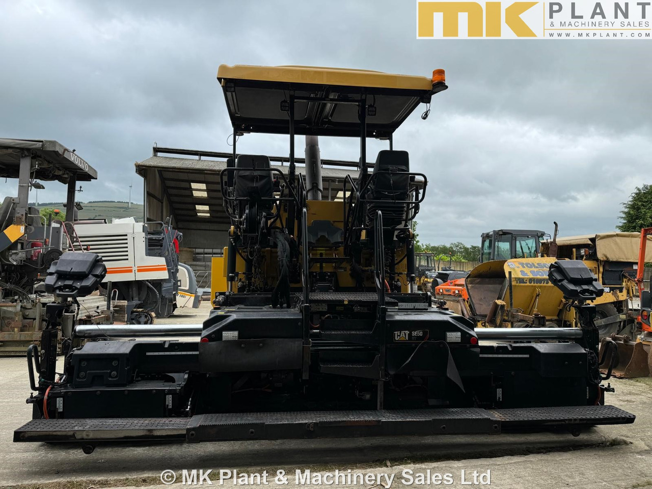 CATERPILLAR AP500F - Asfaldilaotur: pilt 5 CATERPILLAR AP500F - Asfaldilaotur: pilt 5