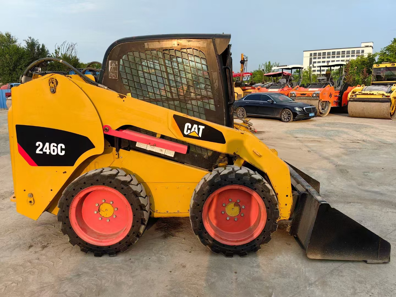 CATERPILLAR 246C - Kompaktlaadur: pilt 3 CATERPILLAR 246C - Kompaktlaadur: pilt 3