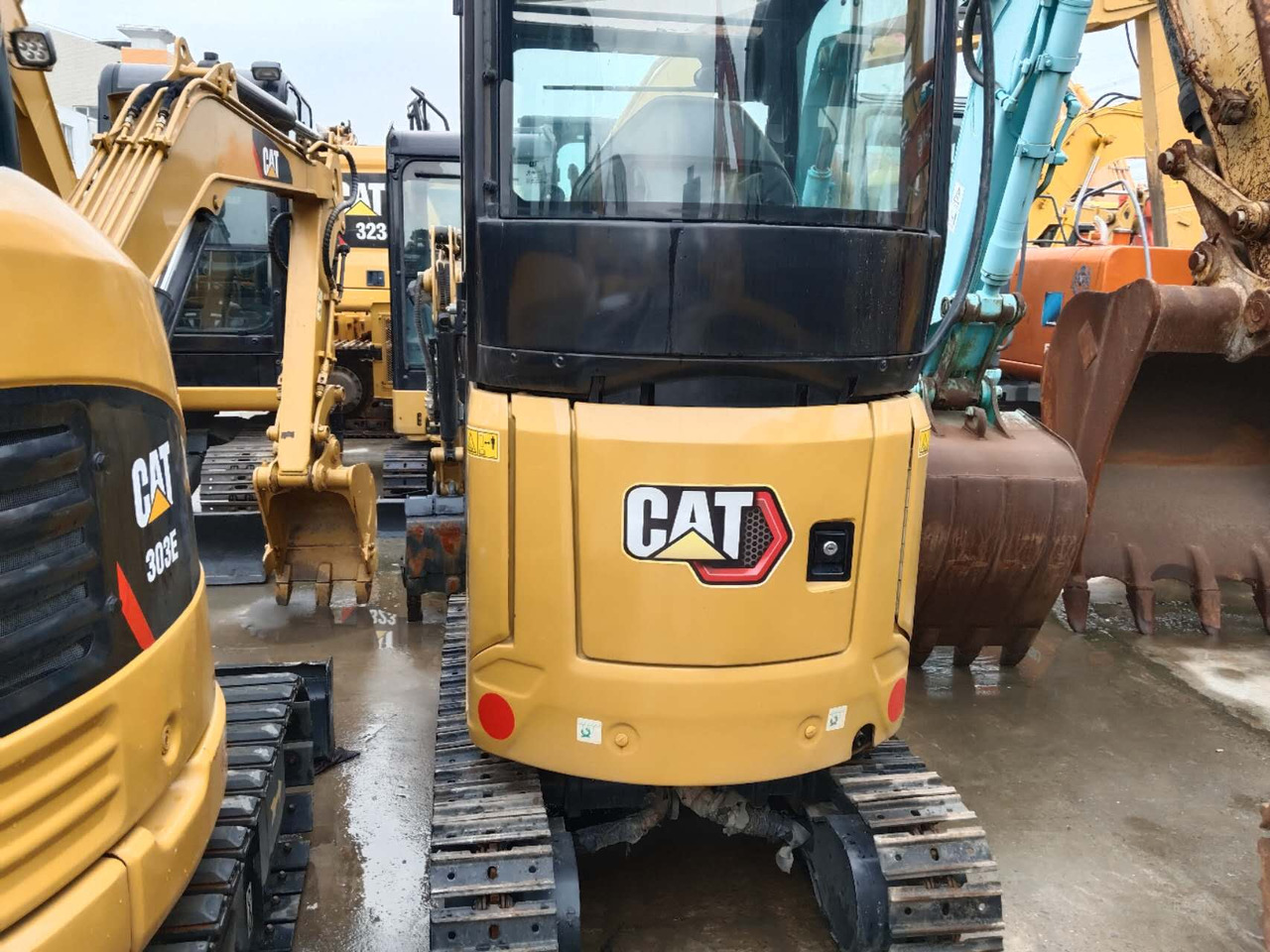 CATERPILLAR 302 - Miniekskavaator: pilt 3 CATERPILLAR 302 - Miniekskavaator: pilt 3