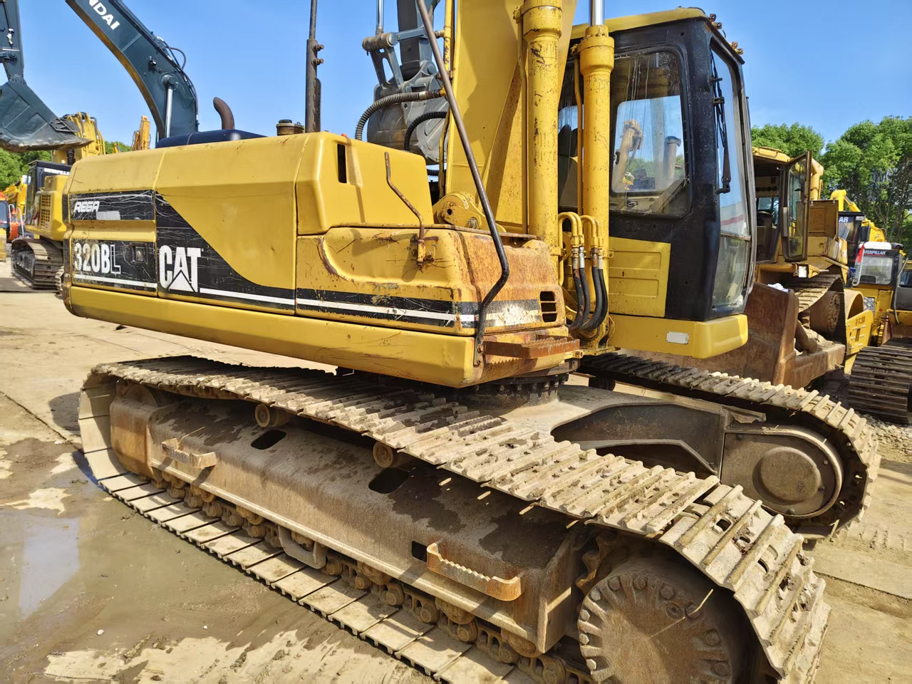 CATERPILLAR 320BL - Lintekskavaator: pilt 3 CATERPILLAR 320BL - Lintekskavaator: pilt 3