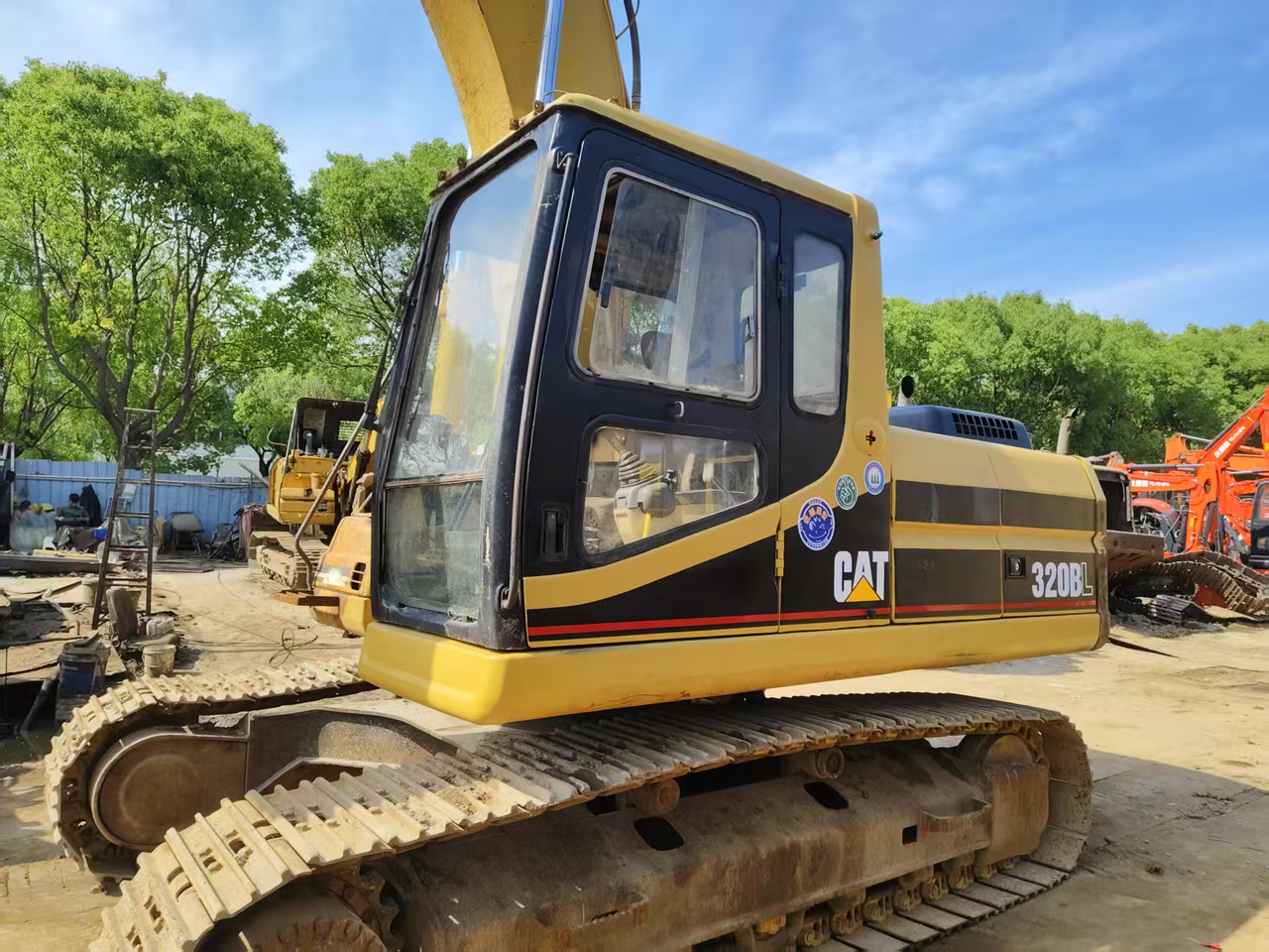 CATERPILLAR 320BL - Lintekskavaator: pilt 2 CATERPILLAR 320BL - Lintekskavaator: pilt 2
