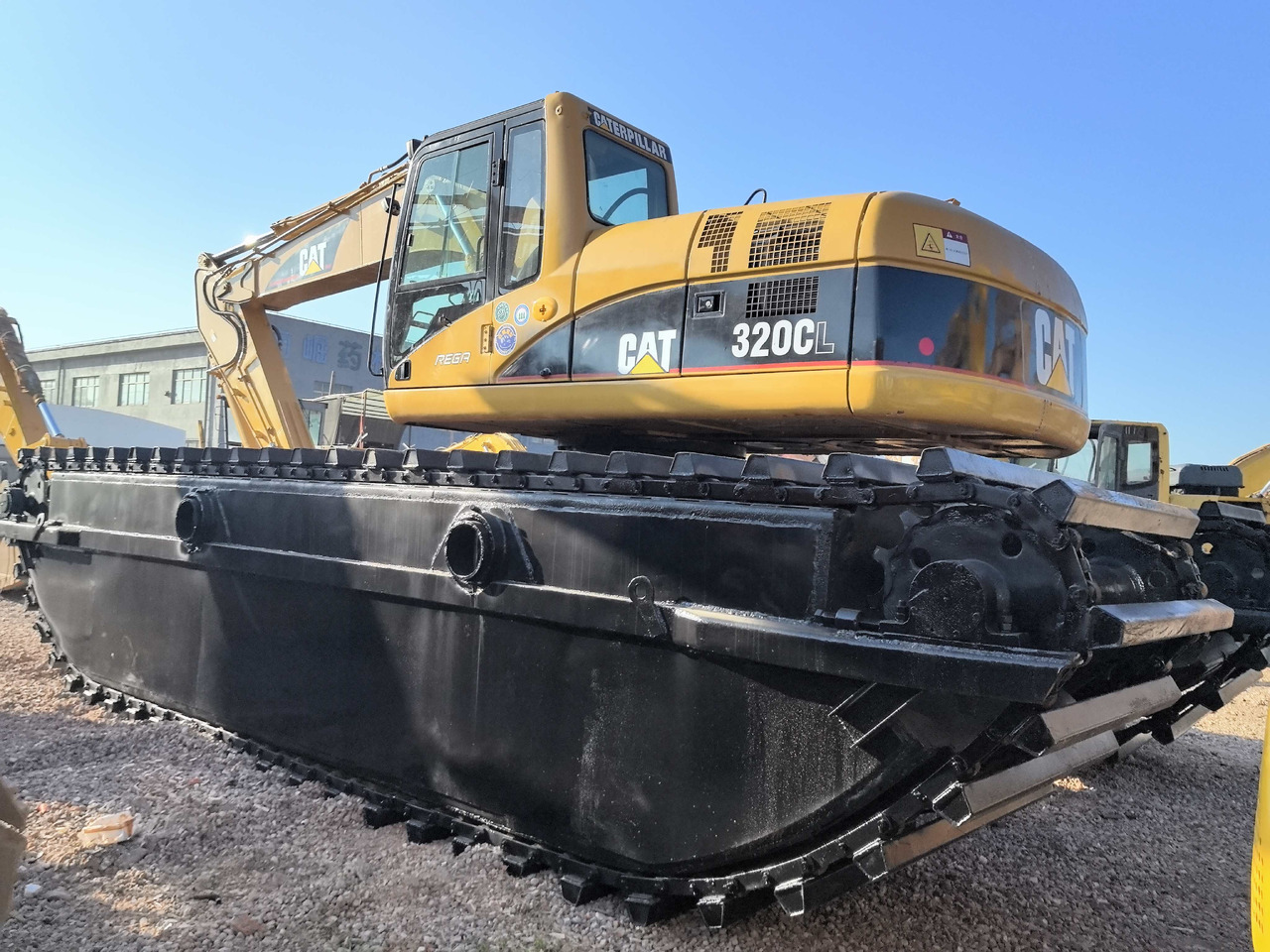 CATERPILLAR 320C - Külgepaigaldatav ekskavaator: pilt 3 CATERPILLAR 320C - Külgepaigaldatav ekskavaator: pilt 3
