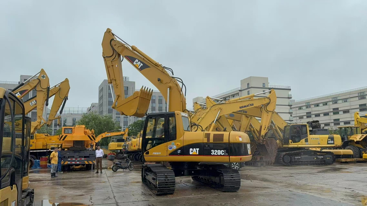 CATERPILLAR 320C - Lintekskavaator: pilt 4 CATERPILLAR 320C - Lintekskavaator: pilt 4