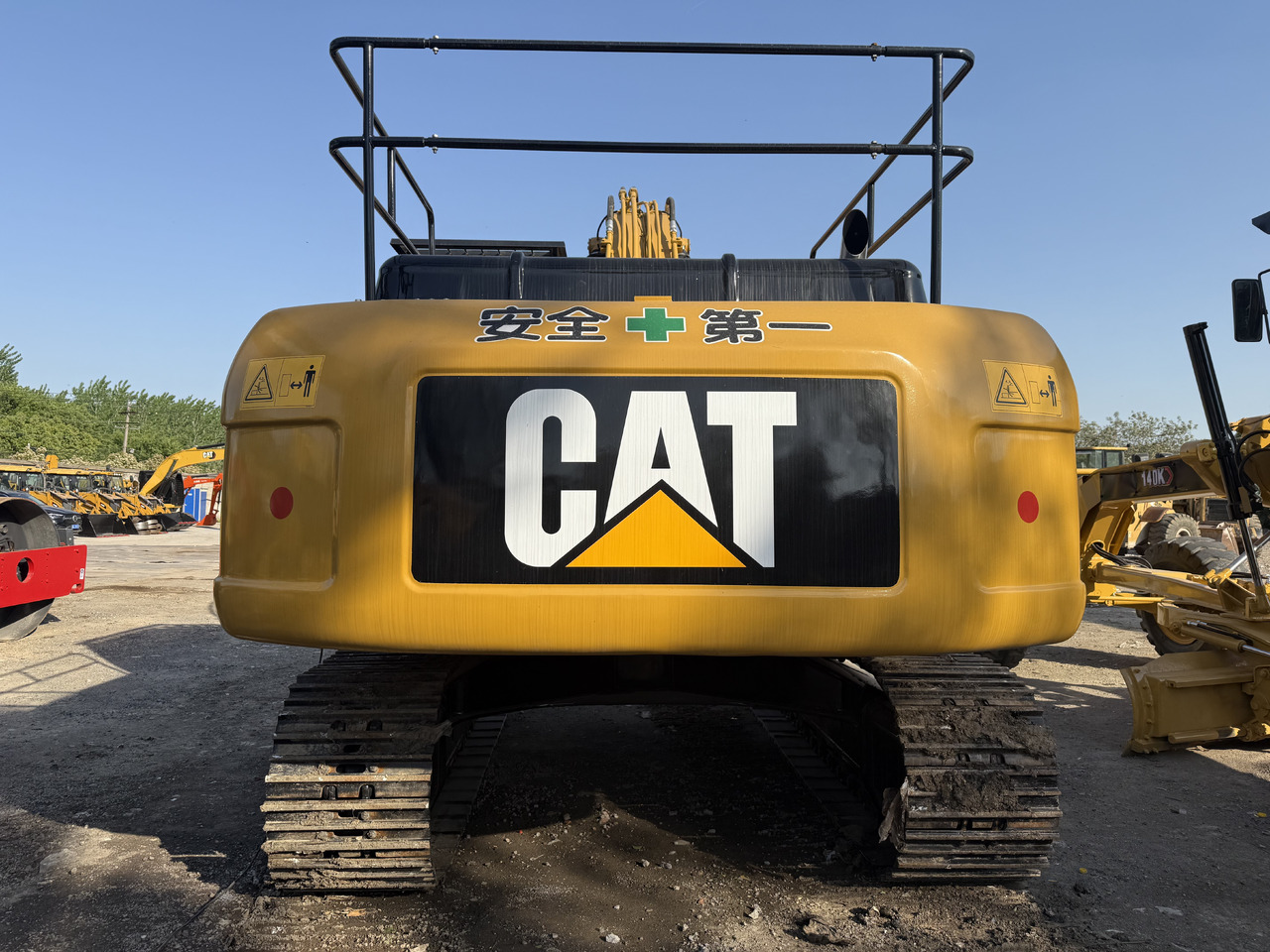 CATERPILLAR 330D2 - Lintekskavaator: pilt 3 CATERPILLAR 330D2 - Lintekskavaator: pilt 3